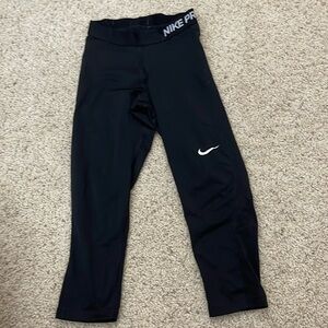 Nike cropped leggings
